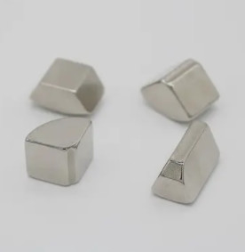 Bloco forte raro do ímã dos ímãs N35-N52 do metal de terra de NdFeB para oradores/receptores