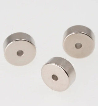 Ni feito sob encomenda do Cu do Ni dos ímãs do cilindro do neodímio que reveste ímãs de NdFeB