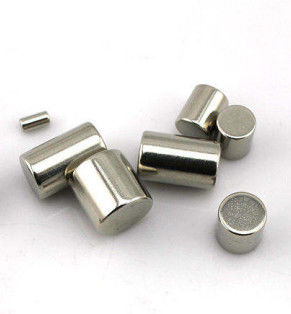 Tamanho personalizado dos ímãs do cilindro da terra rara neodímio poderoso