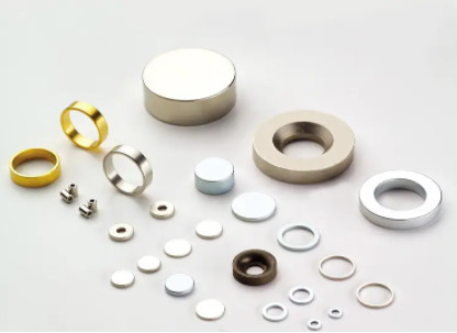 Ring Ndfeb Magnets Ni-Cu-Ni Coating circularmente aglomerado para industrial
